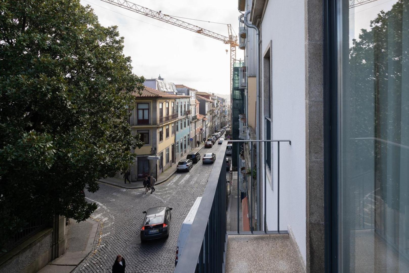 Guestready - Modern 2-Bedroom Apt In Cedofeita Porto Exterior photo